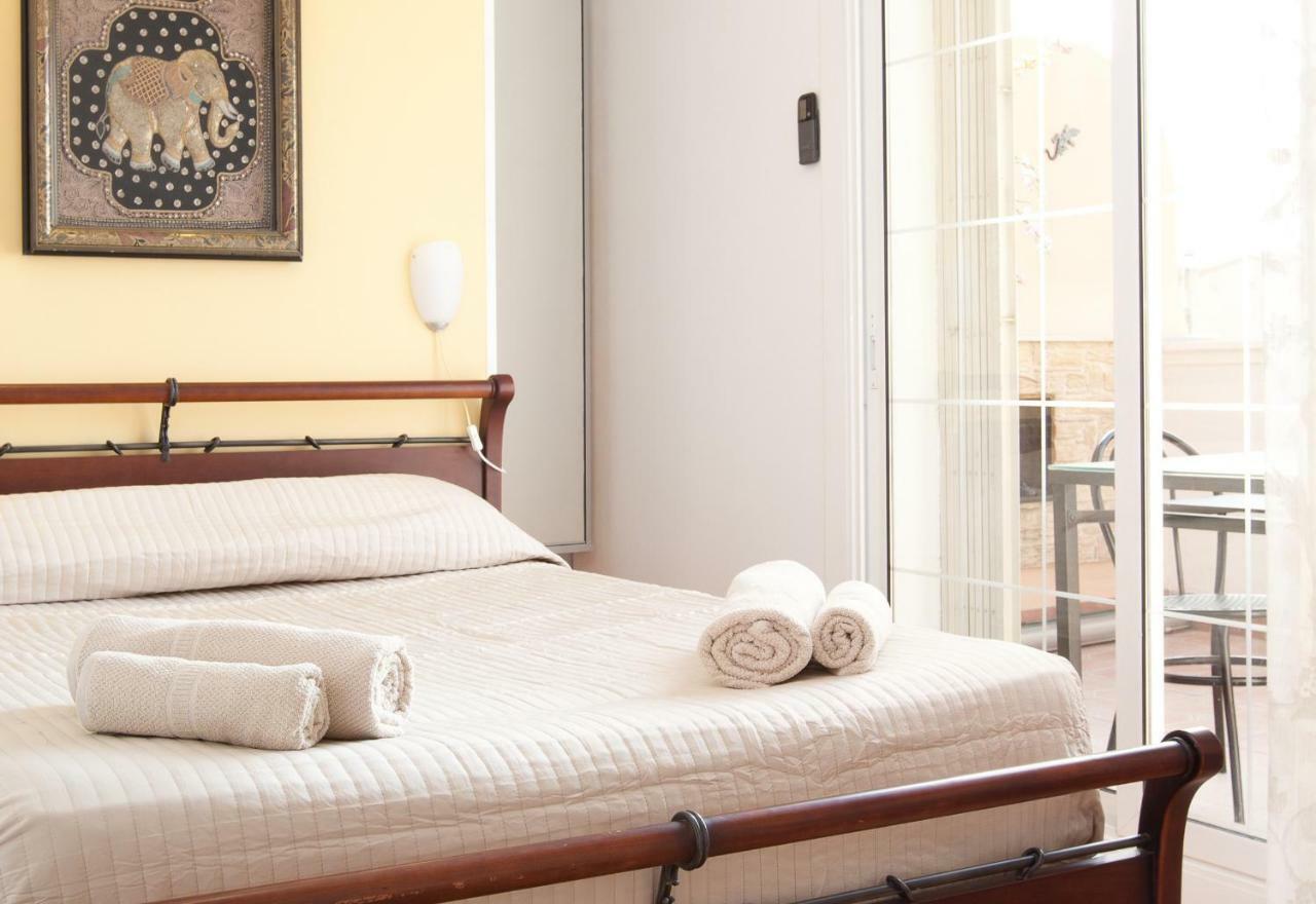 Rambla Cat - Penthouse With Terrace Apartman Barcelona Kültér fotó